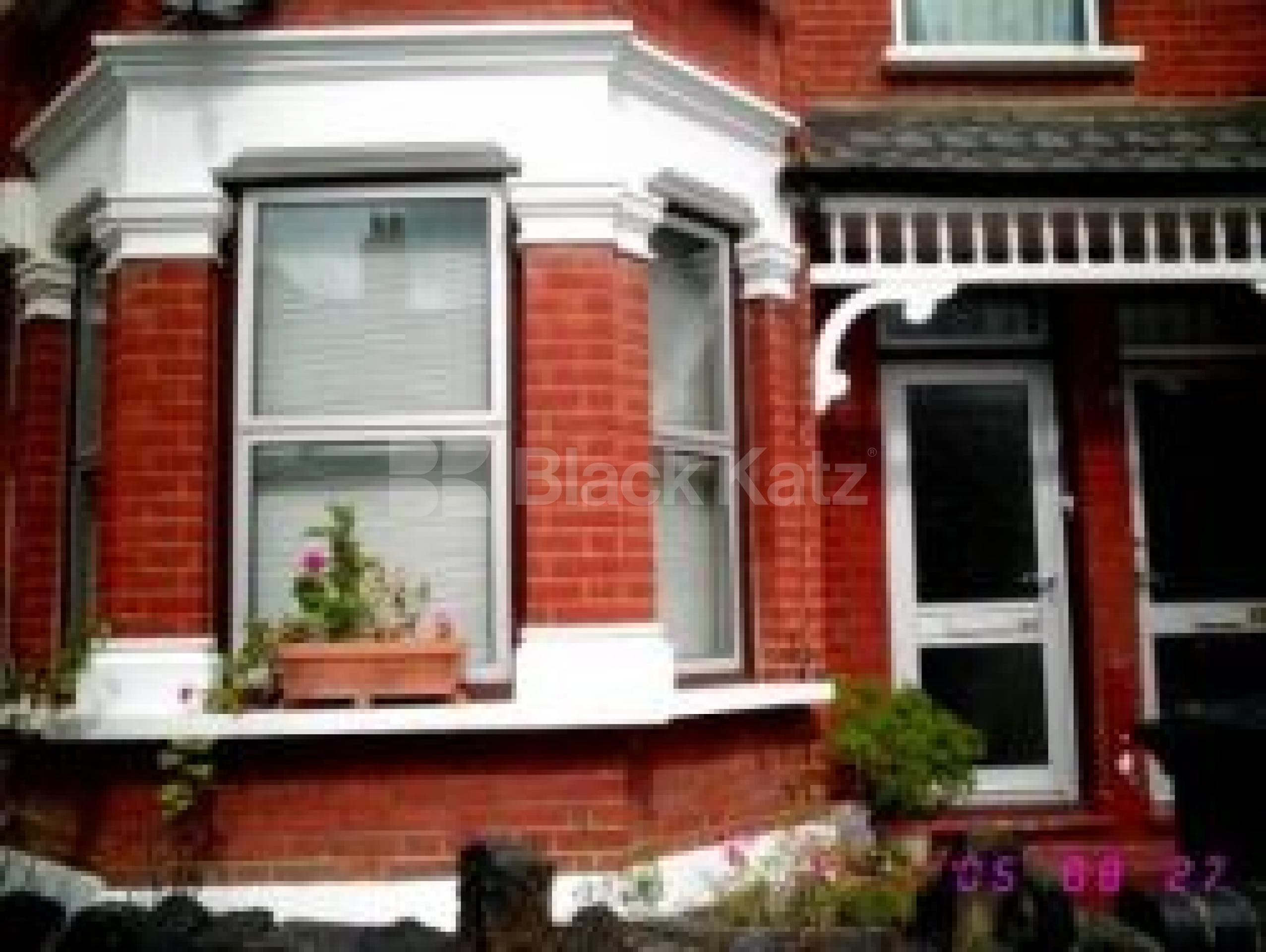 			2 Bedroom, 1 bath, 1 reception Ground Floor Maisonette			 South View Road, CROUCH END N8 N8